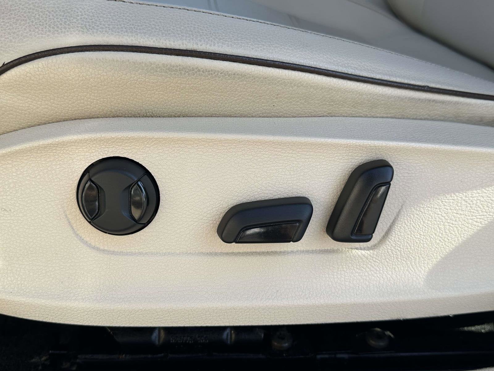 2017 Volkswagen Passat 1.8T SE w/Technology