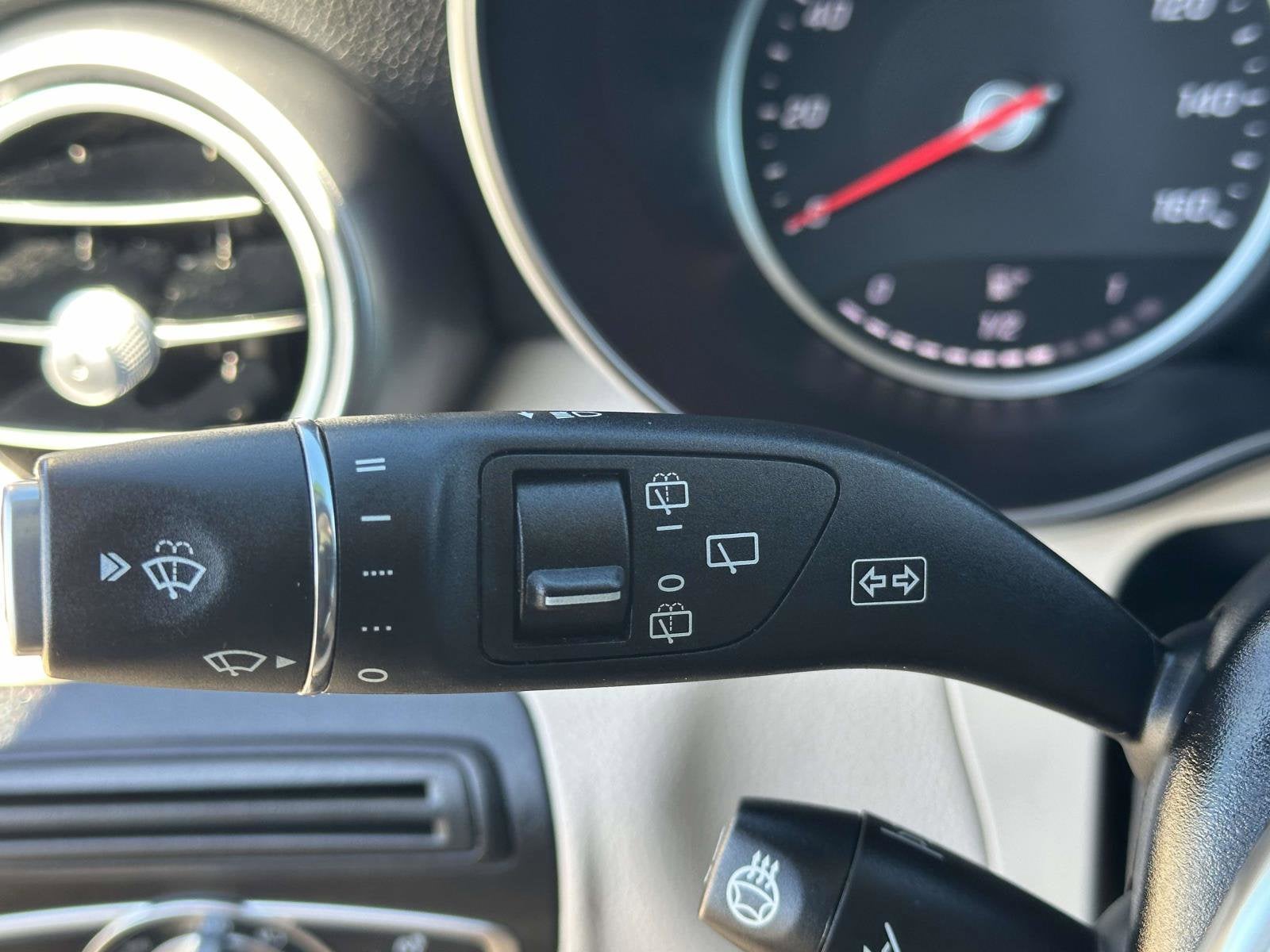 2020 Mercedes-Benz GLC GLC 300