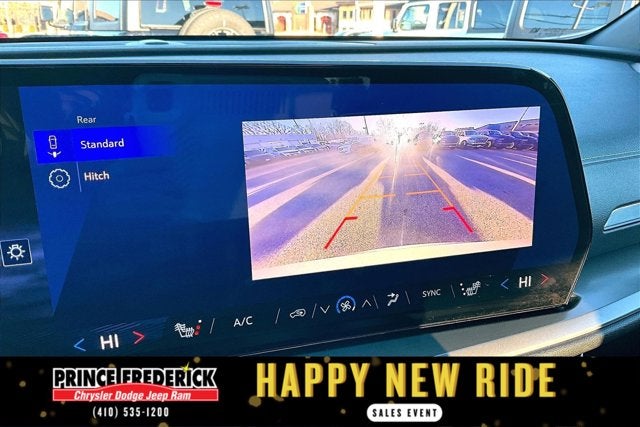 2025 Chevrolet Traverse FWD LT