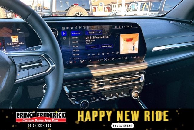 2025 Chevrolet Traverse FWD LT