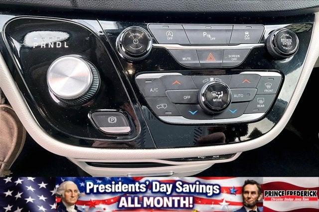 2019 Chrysler Pacifica Touring L