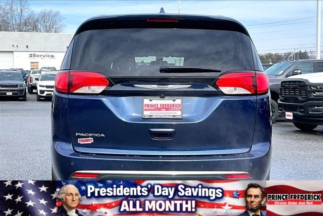 2019 Chrysler Pacifica Touring L