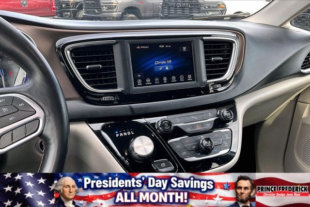 2019 Chrysler Pacifica Touring L