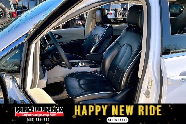 2023 Chrysler Pacifica Hybrid Limited