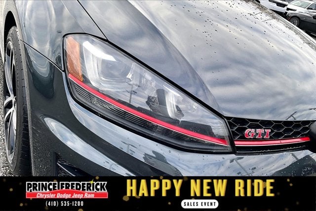 2017 Volkswagen Golf GTI Sport