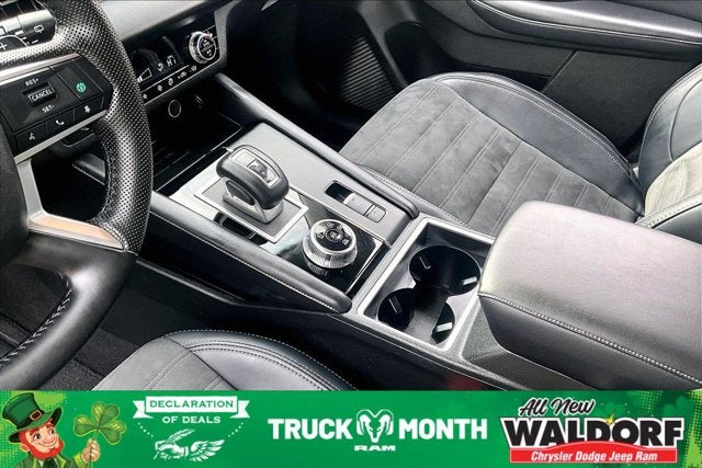 2023 Mitsubishi Outlander SE