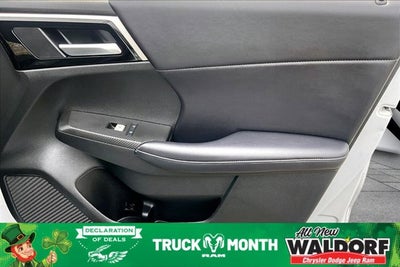 2023 Mitsubishi Outlander SE