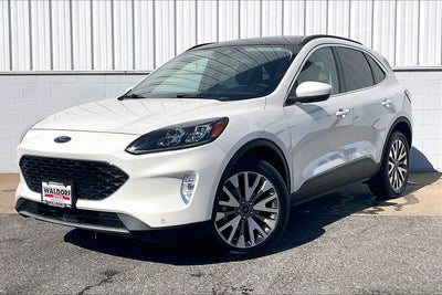 2022 Ford Escape Titanium