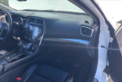 2023 Nissan Maxima SV