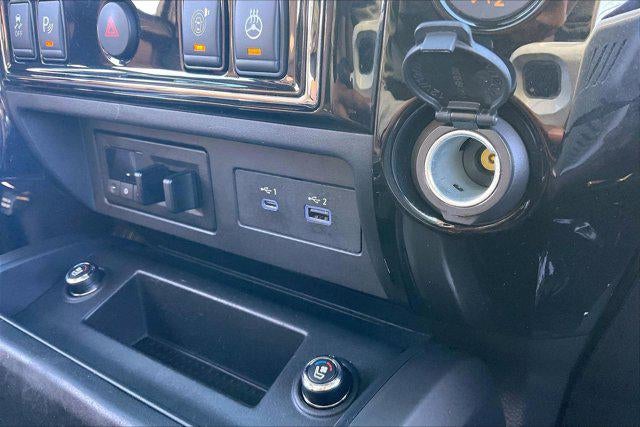 2022 Nissan Titan Platinum Reserve