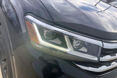 2022 Volkswagen Atlas Cross Sport 2.0T SE w/Technology