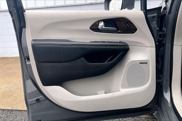 2022 Chrysler Pacifica Limited