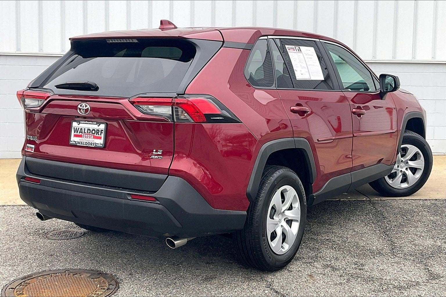 2024 Toyota RAV4 LE
