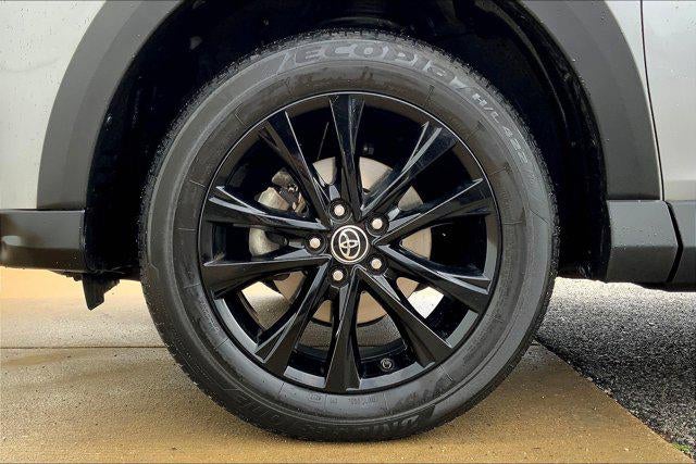 2018 Toyota RAV4 Adventure