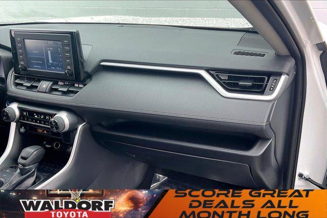 2019 Toyota RAV4 Hybrid XLE