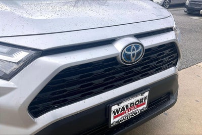 2022 Toyota RAV4 Hybrid XLE