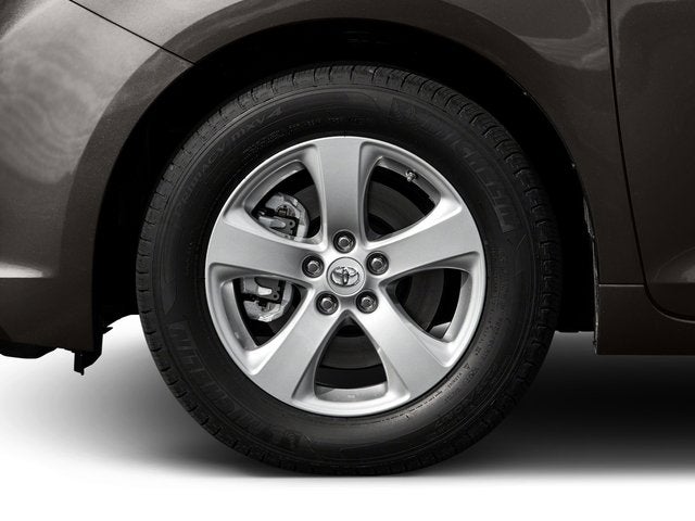 2017 Toyota Sienna LE