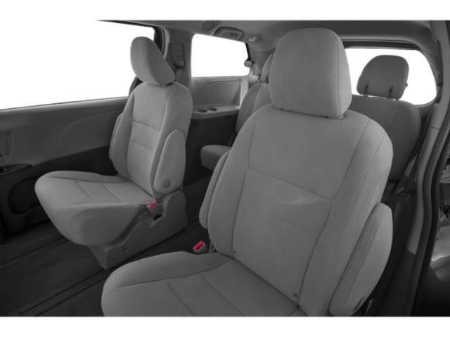 2019 Toyota Sienna XLE