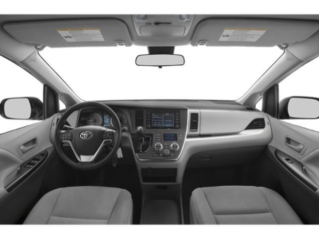 2019 Toyota Sienna XLE