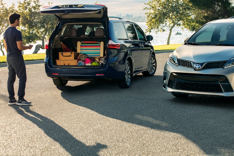 2019 Toyota Sienna Review