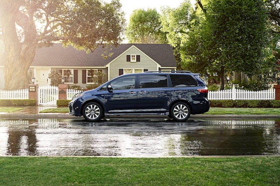 2019 Toyota Sienna Review